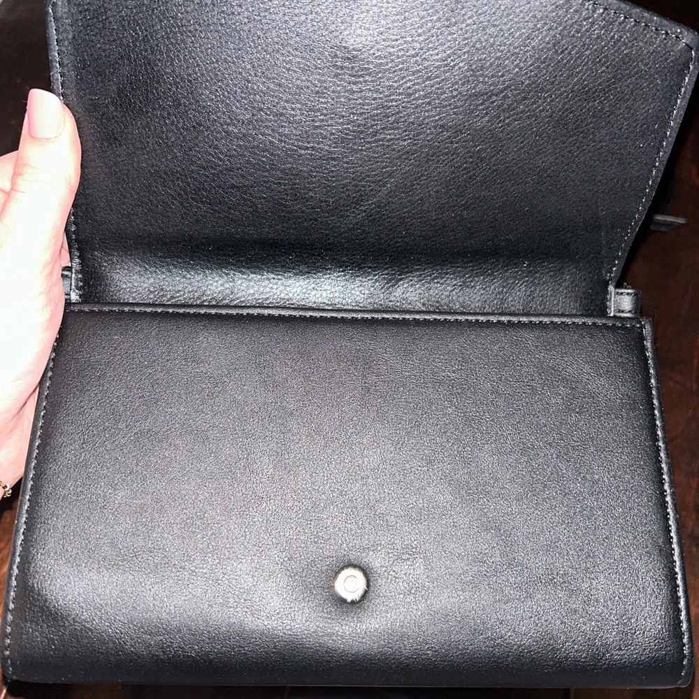 NWT Elegant Black Shoulder Bag - Picture 6 of 8